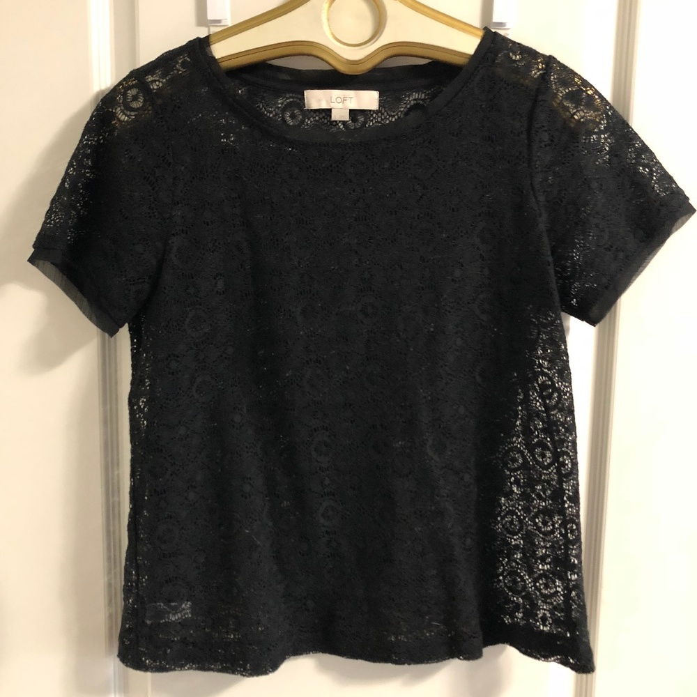 Black lace top short sleeve delicate sheer M/L